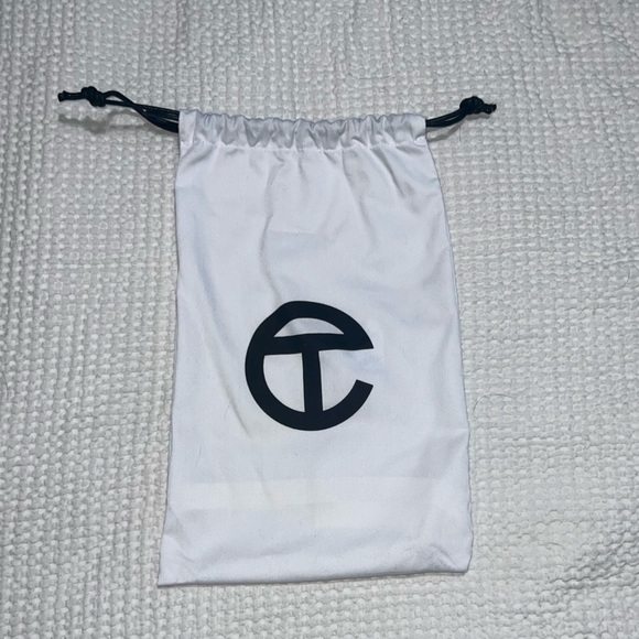 Small Cream Telfar Shopping Bag - Size Small - Picture 3 of 5